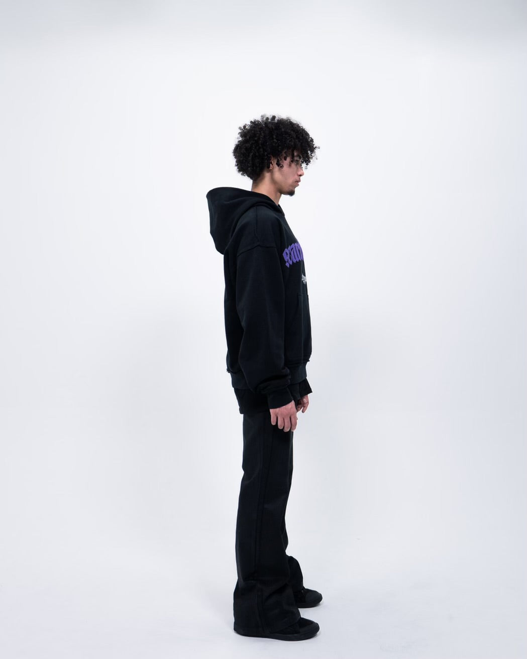 "SCARED OF LOVE" BLACK