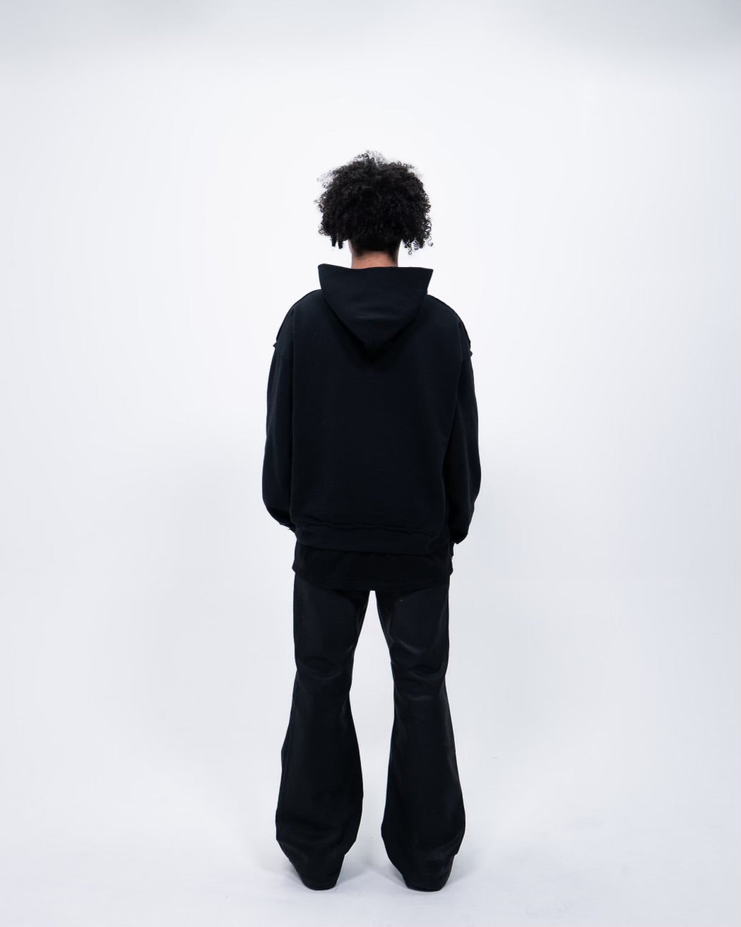 "SCARED OF LOVE" BLACK
